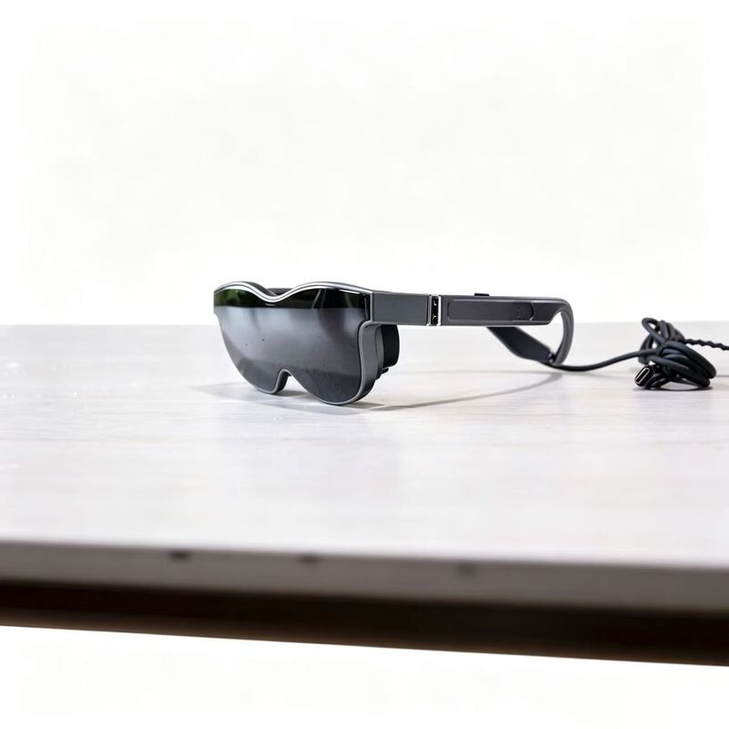 Gafas inteligentes VR de resolución 1080P inmersiva con pantalla montada en la cabeza de 70 ° FOV y conectividad USB-C